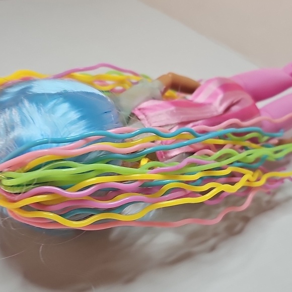 Fidgie Friends Rainbow Doll - Picture 5 of 5